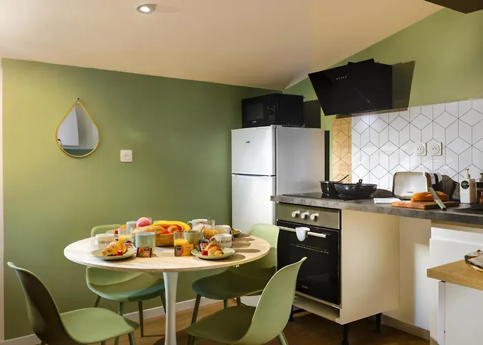 Διαμέρισμα Cap Color-Parking Public Gratuit-4 Guests-Centre-Ville *